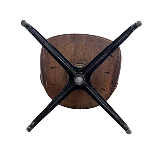 Brown 1960s Cliff House Swivel Chair: A Mid-Century Icon by Heywood Wakefield For Sale - Image 8 of 13