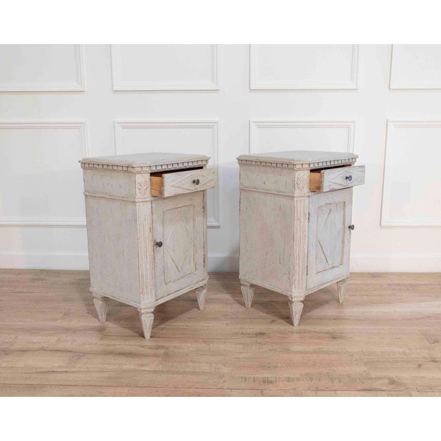 Pair of Swedish Bedside Tables, ca. 1910 For Sale In Atlanta - Image 6 of 9
