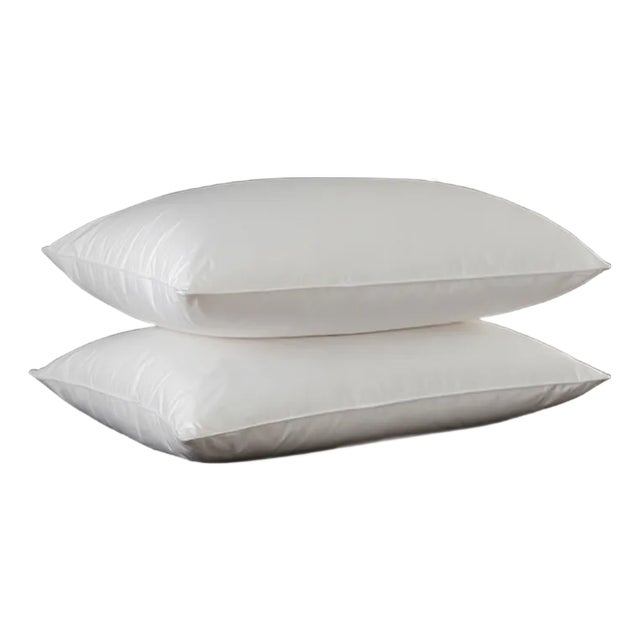 Hotel Luxe Medium White Goose Down Pillow with Cotton Shell, Standard For Sale