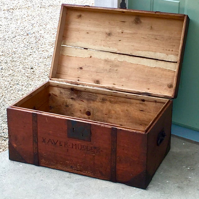 German-American Iron-Bound Wooden Trunk, 19th Century For Sale - Image 6 of 14