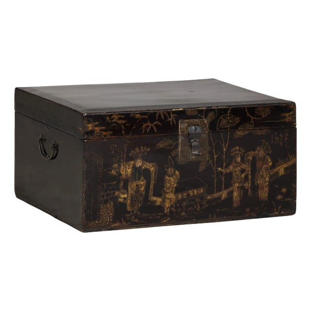 Early 20th Century Hand-Painted Black and Gold Lacquer Trunk with Court Scene, Late Qing Dynasty For Sale