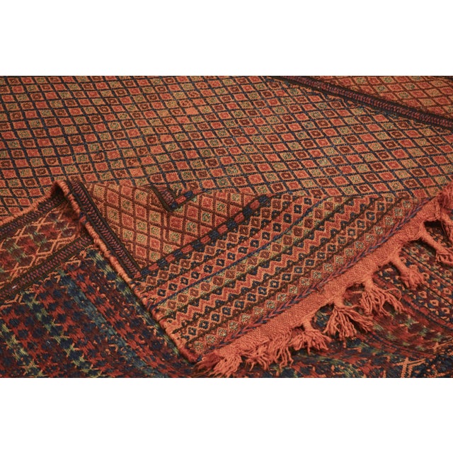 1950s Vintage Persian Shiraz Hand Made Natural Color Tribal Kilim,4'11"x6'9" For Sale - Image 5 of 6