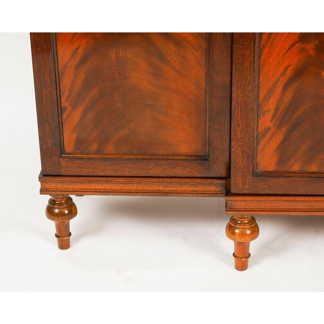 Brown Vintage Sideboard in Flame Mahogany by William Tillman, 1980s For Sale - Image 8 of 18