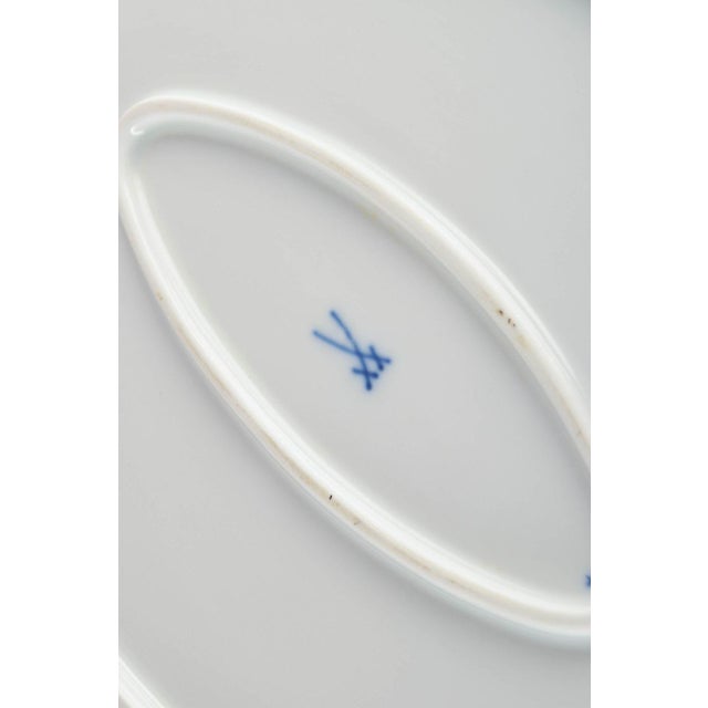 20th Century Porcelain Oval Dish with Blue Floral Motifs by Meissen, Germany For Sale - Image 4 of 5