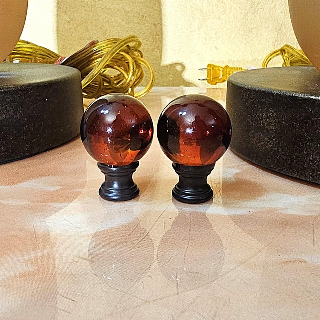 Pair of Frosted Glass and Scrollwork Table Lamps, Early 21st Century For Sale - Image 13 of 18