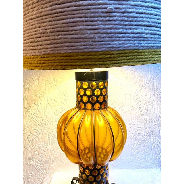 1960s Mid-Century Amber Murano Caged Glass Lamp Attributed to Seguso For Sale - Image 9 of 12