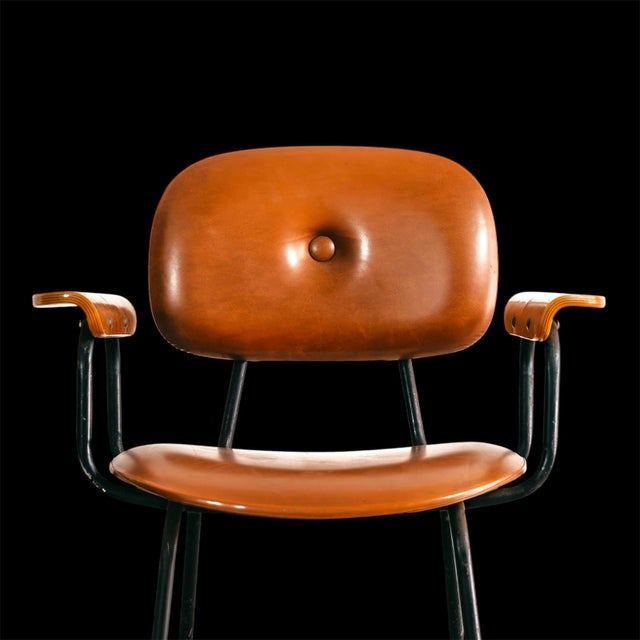 A highly collectible piece: an iconic office or conversation chair/armchair, designed by renowned designer Marco Zanuso...