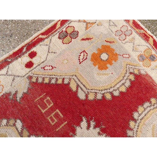 Galerie Shabab Collection Mid-20th Century Turkish Oushak Throw Rug For Sale - Image 4 of 6