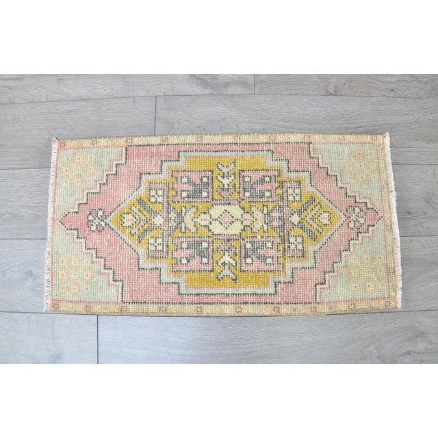 Art Deco Faded Vintage Oushak Rug For Sale - Image 3 of 6