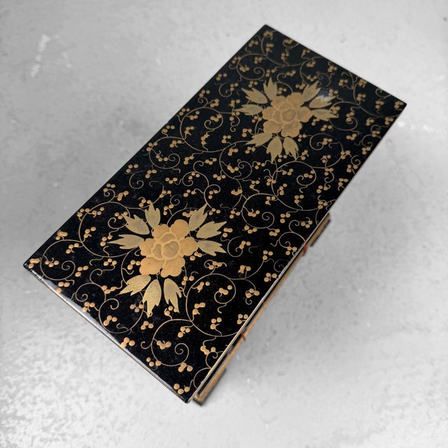 Black Vintage Tsugaru-Nuri Hina Lacquer Accessories, 1960s, Set of 5 For Sale - Image 8 of 18