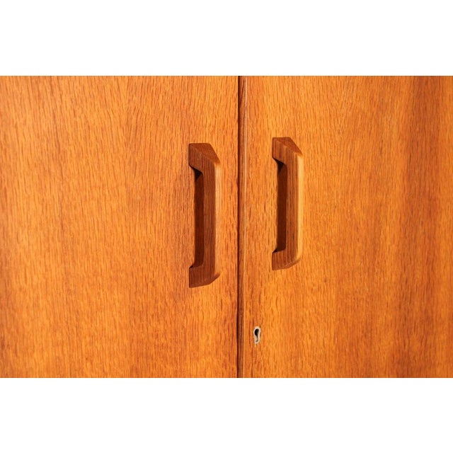Mid-Century Modern Brandon Range Oak Double Wardrobe from G-Plan, 1960s For Sale - Image 6 of 12