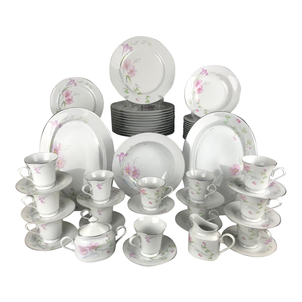 1980s Elegant Pink Vista Pink / White Floral Dinnerware, Service