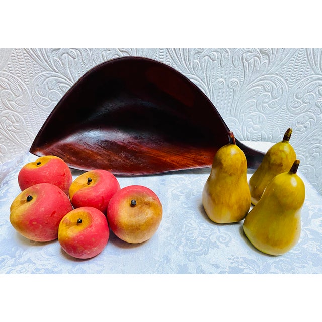 Mid Century Carved Wood Deep Leaf Shaped Bowl With Wood Fruit- 9 Pieces For Sale - Image 6 of 11