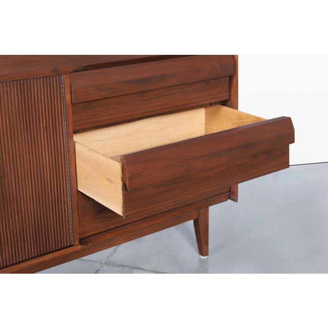Vintage “1st Edition” Walnut Dresser by Lane For Sale - Image 10 of 14