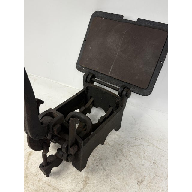Oven Press, Early 1900s For Sale - Image 7 of 9