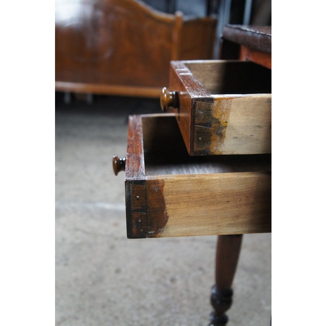 Antique Early American Federal Cherry Drop Leaf Parlor Side Accent Table For Sale - Image 11 of 12