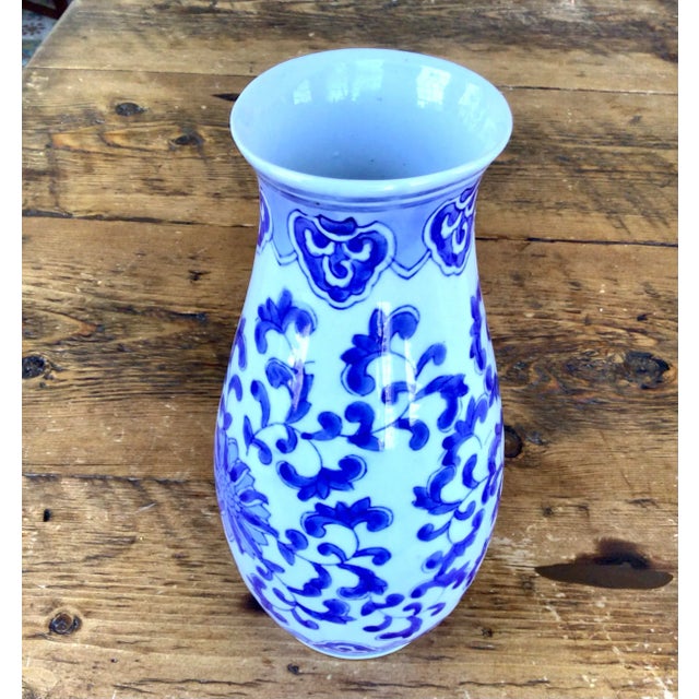 Mid 20th Century Vintage Chinese Blue & White Patterned Vase For Sale - Image 5 of 9