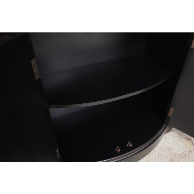 Ethan Allen Ethan Allen Chinoiserie Decorated Credenza Console For Sale - Image 4 of 18