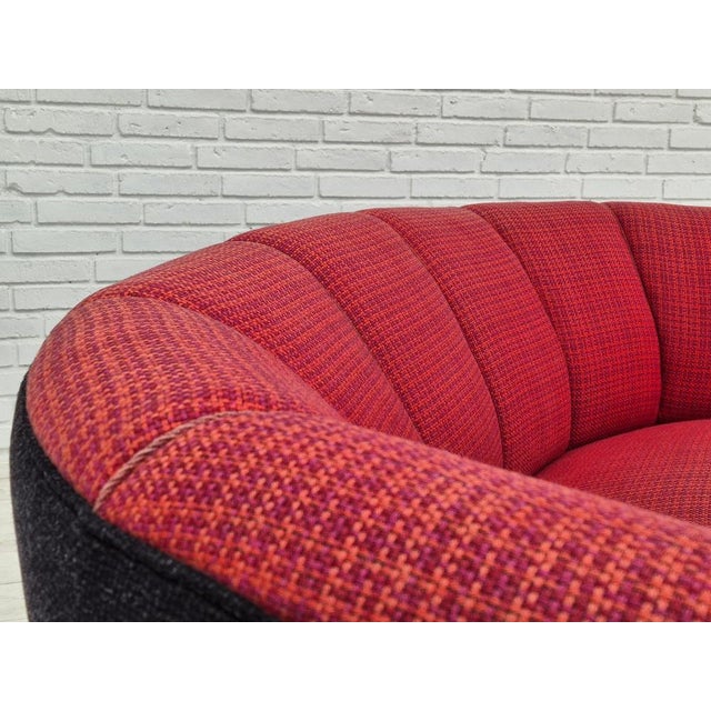 Danish 2-Seater Banana Sofa in Wool & Beech, 1960s For Sale - Image 13 of 18