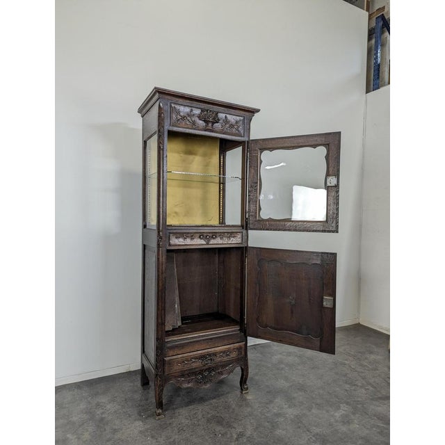 Provençal Silver Bonnetière in Walnut For Sale - Image 3 of 9