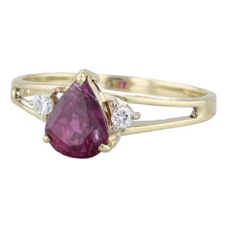 1.35ctw Pear Ruby Diamond Ring 14k Yellow Gold Size 6.5 For Sale