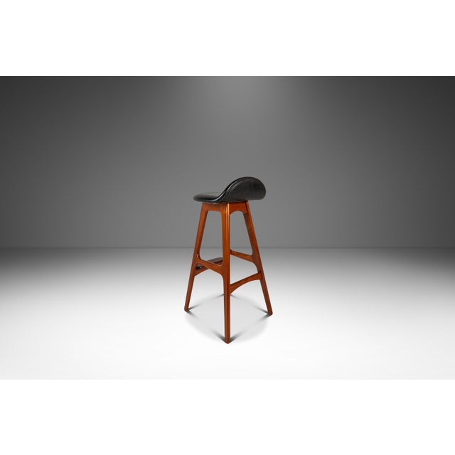 Wood Set of Two ( 2 ) Mid-Century Danish Modern Model Od-61 Counter Height Bar Stools Attributed to Erik Buch for o.d. Mobler, Denmark, 1960's For Sale - Image 7 of 18