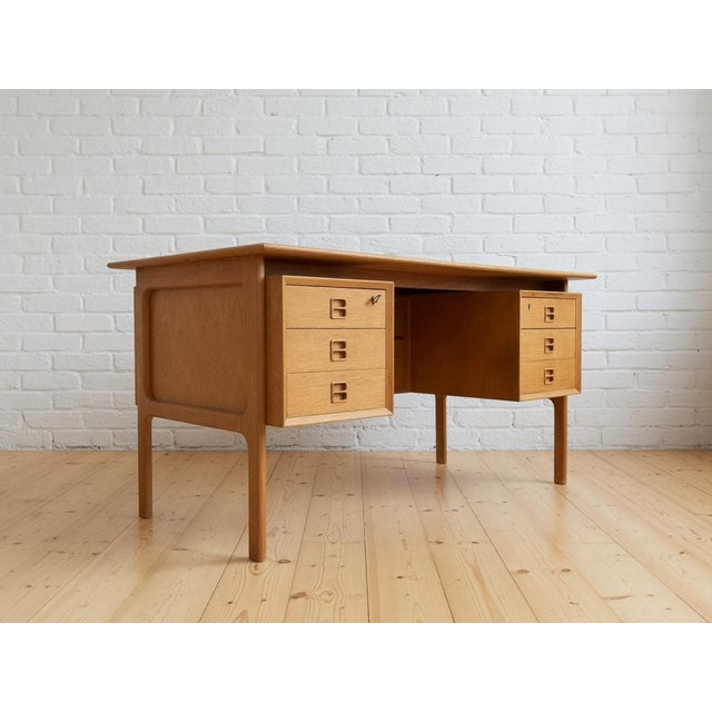 Mid-Century Modern Oak Executive Desk by Arne Vodder for Brouer Møbelfabrik, Denmark, 1960s For Sale - Image 3 of 17