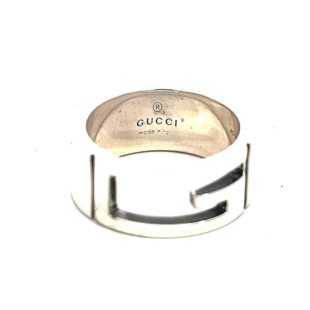 Metal 1990s Gucci Estate Ring Size 5.5 Sterling Silver Height, Size 5.5 For Sale - Image 7 of 10
