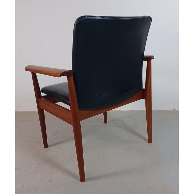 Finn Juhl Set of Two Fully Restored Armchairs Including Custom Upholstery Cado For Sale - Image 6 of 14