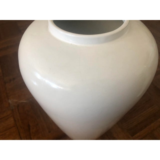 1980s 1980s White Tall Floor Vase/Vessel 80's For Sale - Image 5 of 7