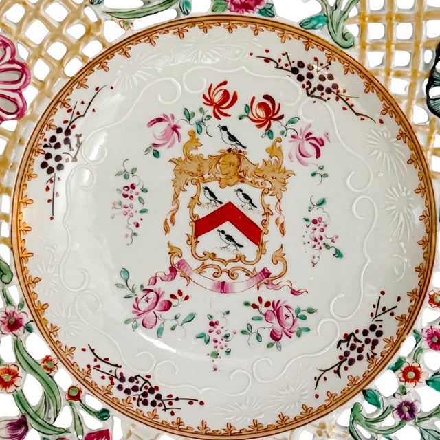 19th C. Edme Samson French Reticulated Armorial Bowls - Set of 4 For Sale - Image 9 of 13