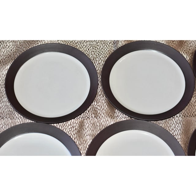 1960s Jens Quistgaard Dansk Flamestone Smooth Brown Dinner Plates- Set of 9 For Sale In Palm Springs - Image 6 of 13