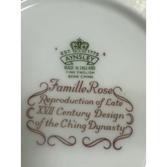 56 pieces of pottery art, 1960 dinner set by John Aynsley & Sons of England, made of bone china with a glossy finish, set...