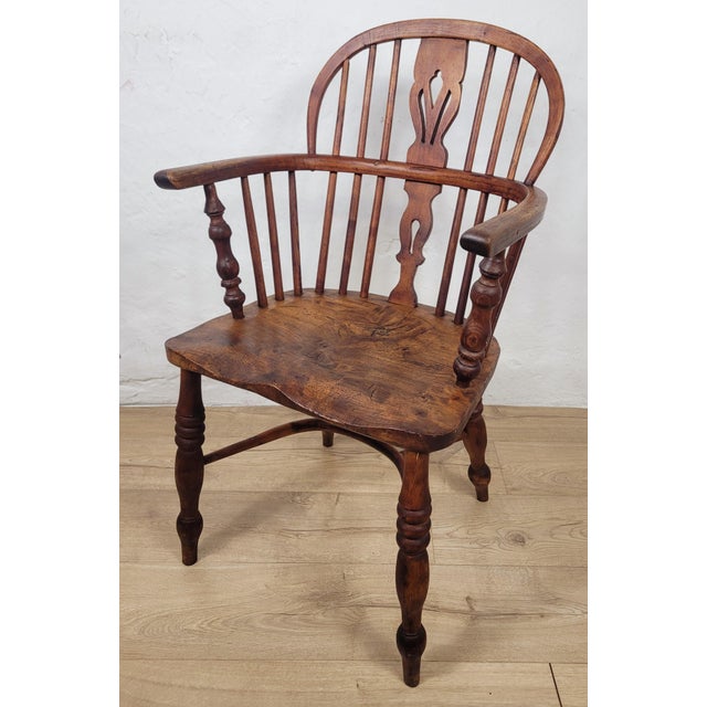 19th Century Victorian Windsor Armchair For Sale - Image 4 of 18