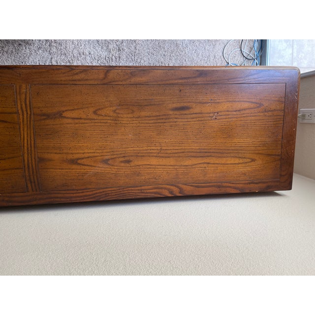 1970s Vintage Baker Furniture French Provincial Carved Oak Sideboard Buffet Hutch Cabinet For Sale - Image 5 of 7