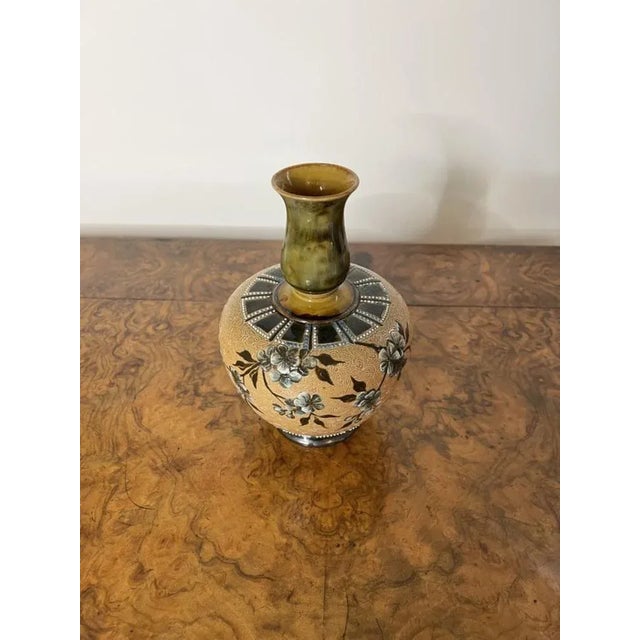 Late 19th Century Antique Vase by Eliza Simmance for Doulton Lambeth, 1880s For Sale - Image 5 of 7