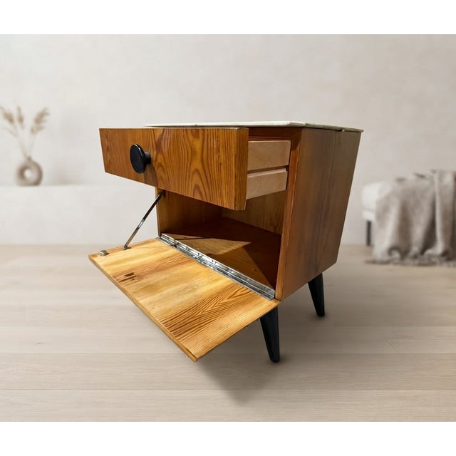 Mid-Century Modern Bedside Table by Jindřich Halabala for ÚpP Závody, Czechoslovakia, 1950s For Sale - Image 11 of 18