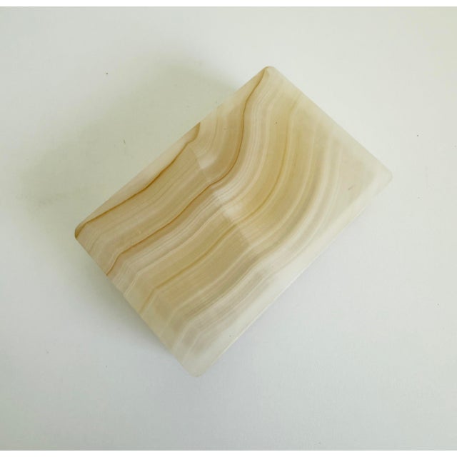 Hollywood Regency 1960s Italian Zebra Banded Onyx Box For Sale - Image 3 of 10
