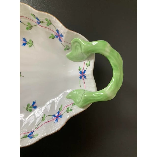 Mid 20th Century Herend Scalloped Sea Shell Porcelain Jewelry Dish With Handpainted Design For Sale - Image 13 of 18