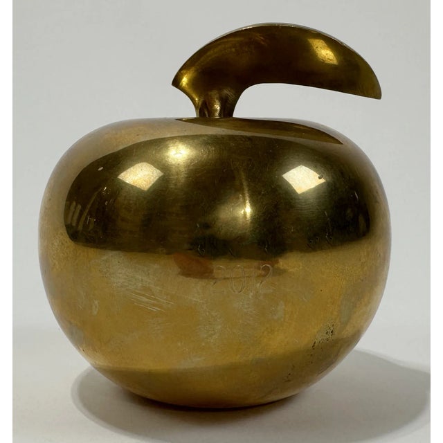 Mid 20th Century Vintage Oversized Brass Apple Paper Weight With Exaggerated Stem For Sale - Image 5 of 6