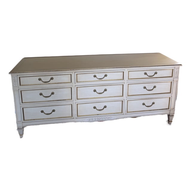 1960s Kindel Grand Rapids Rochelle and Metal Leaf 9-Drawer Dresser For Sale