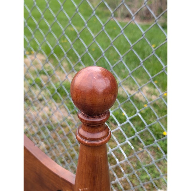 Vintage Cannonball Twin Beds - Pair of Hand Carved Solid Wood Colonial Bedframes - Matching Twin Size Set For Sale - Image 14 of 14