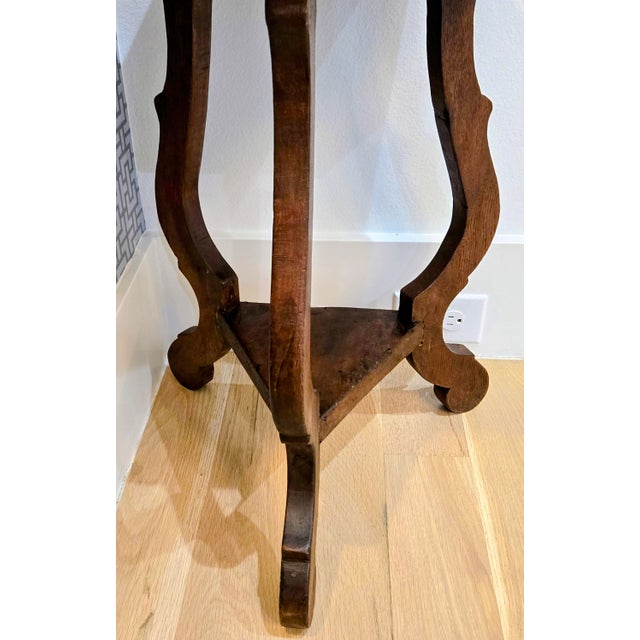 Early 20th Century Antique Spanish Provincial Hexagonal Side / Drink Table – Hand‑Carved Gothic Revival Accent Table For Sale - Image 5 of 12