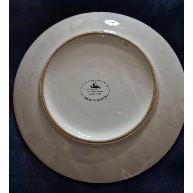 Bring a vibrant touch of the Italian countryside to your home with this exceptional, hand-painted Italian Majolica ceramic...
