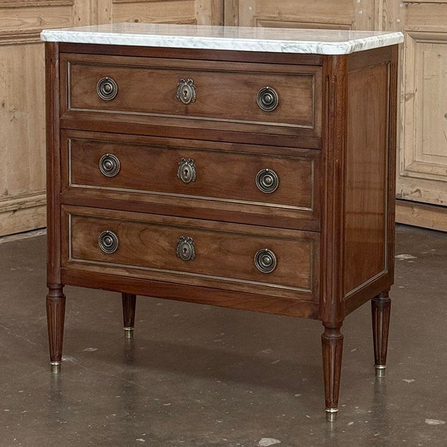 French Louis XVI Mahogany Marble Top Commode For Sale - Image 4 of 16