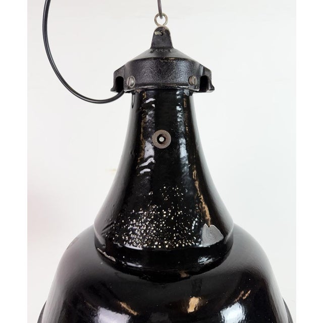 Bauhaus Industrial Bauhaus Black Enamel Pendant Lamp, 1930s For Sale - Image 3 of 18