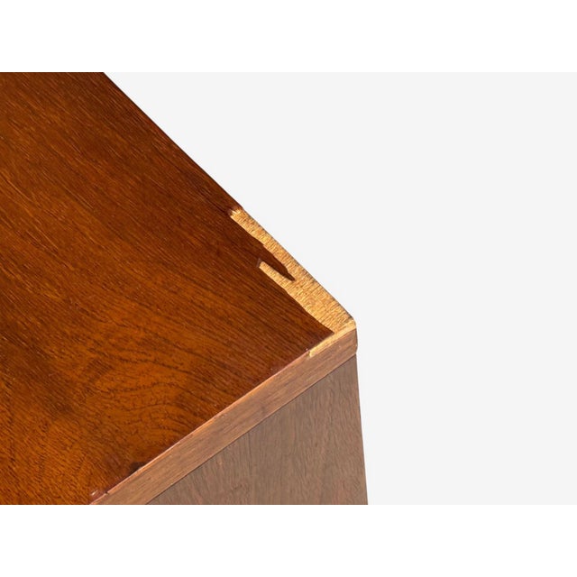 Young Manufacturing, Modern Nightstands, Walnut, Usa, 1960s For Sale - Image 17 of 17