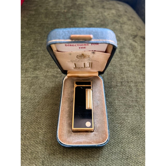 Rare Iconic Vintage Dunhill Gold Plated and Black Lacquer Swiss Made Lighter For Sale - Image 10 of 10