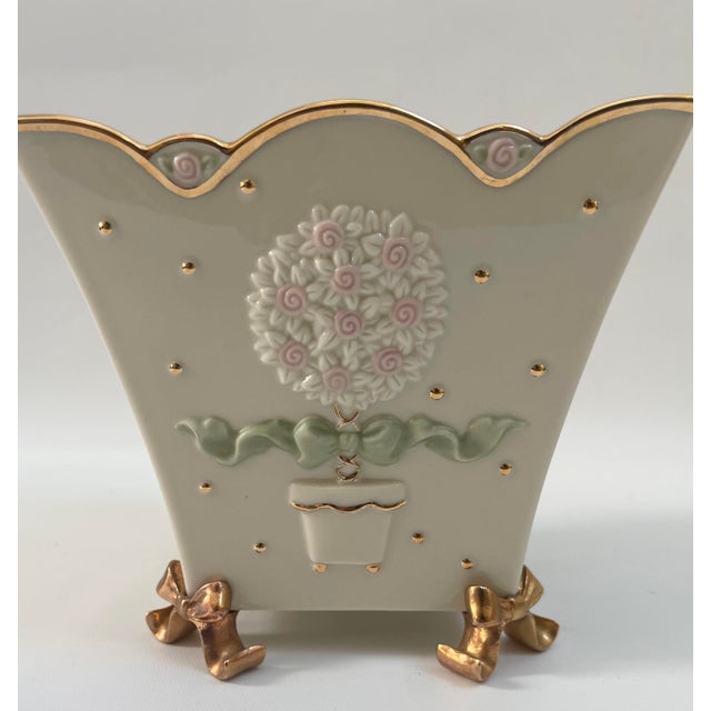 Ivory Lenox Porcelain Gilt Square Flower Pot For Sale - Image 8 of 12