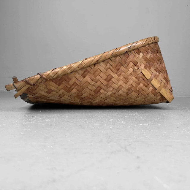 Shōwa Japanese Furuimi Woven Harvest Basket, 1950s For Sale - Image 11 of 12